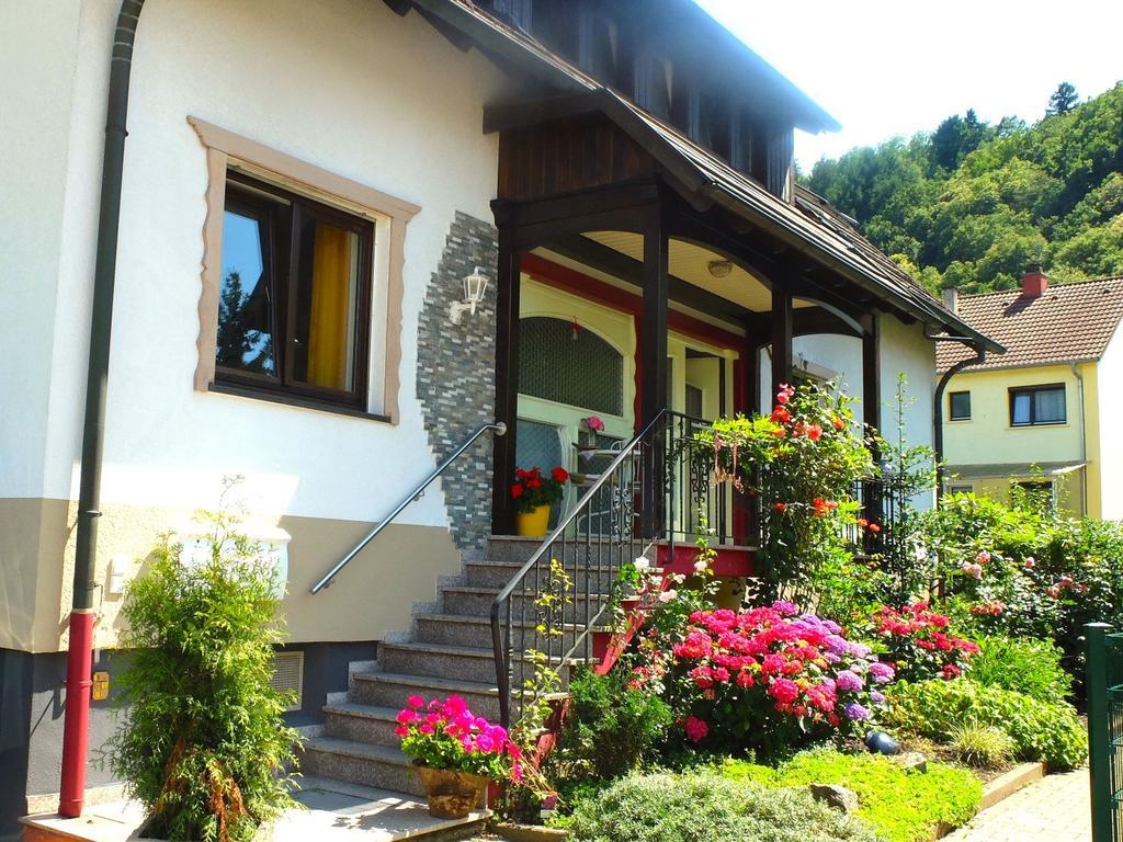 Gaestehaus Hermine 오버키르히 외부 사진
